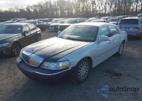 2006 Lincoln Town Car Signature Limited из США, поврежденный, VIN 1LNHM82V86Y609518